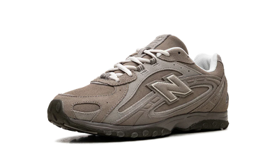 204L "Mushroom / Arid Stone"
