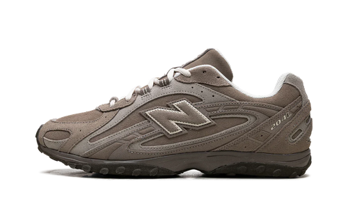 204L "Mushroom / Arid Stone"